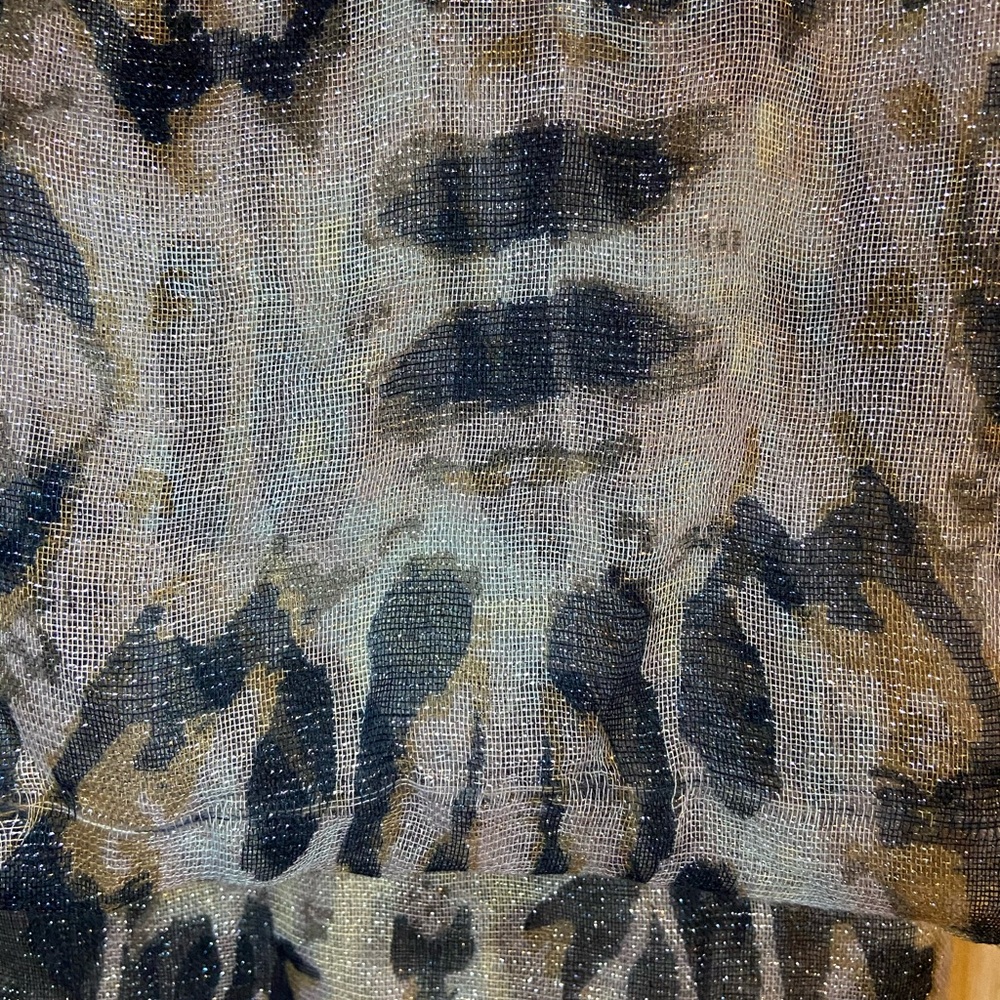Metallic Infinity Scarf - Picture 5 of 5